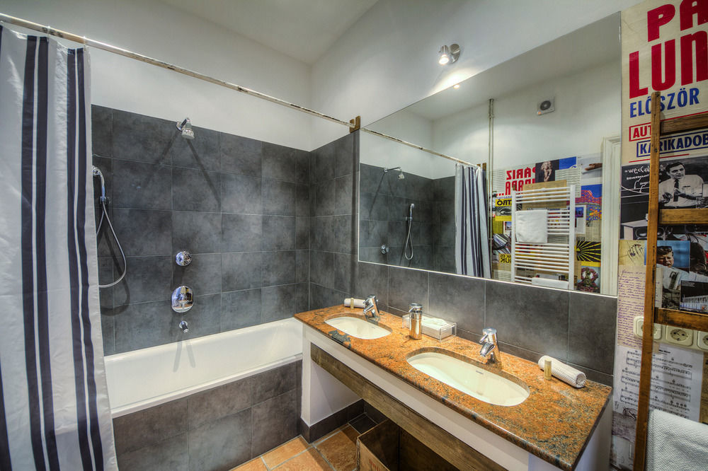Brody House - Boutique Hotel ブダペスト エクステリア 写真